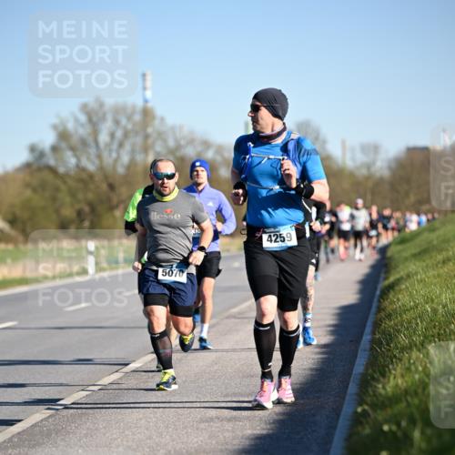 06.04.2025 - 44. Internationalen Wilhelmsburger Insellauf Dr. Thomas Lammeyer http://msf.ph/oto/7551389 06.04.2025 09:24:14 Laufen 5070, 4259 meine-sportfotos.de