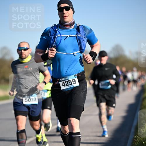 06.04.2025 - 44. Internationalen Wilhelmsburger Insellauf Dr. Thomas Lammeyer http://msf.ph/oto/7551420 06.04.2025 09:24:16 Laufen 5070, 4259 meine-sportfotos.de