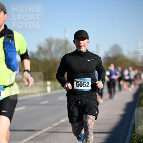 06.04.2025 - 44. Internationalen Wilhelmsburger Insellauf Dr. Thomas Lammeyer http://msf.ph/oto/7551435 06.04.2025 09:24:18 Laufen 5052 meine-sportfotos.de