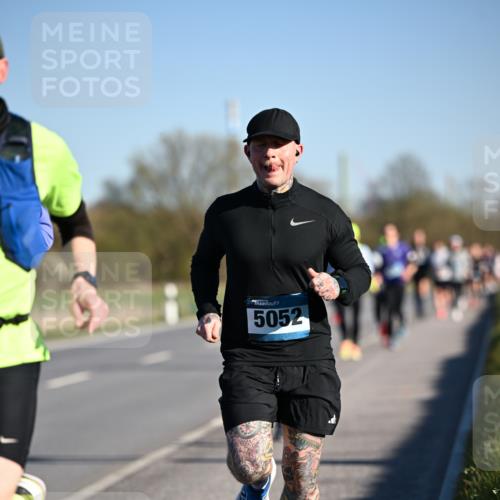 06.04.2025 - 44. Internationalen Wilhelmsburger Insellauf Dr. Thomas Lammeyer http://msf.ph/oto/7551437 06.04.2025 09:24:18 Laufen 5052 meine-sportfotos.de