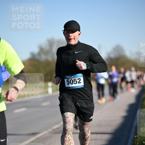 06.04.2025 - 44. Internationalen Wilhelmsburger Insellauf Dr. Thomas Lammeyer http://msf.ph/oto/7551439 06.04.2025 09:24:18 Laufen 5052 meine-sportfotos.de