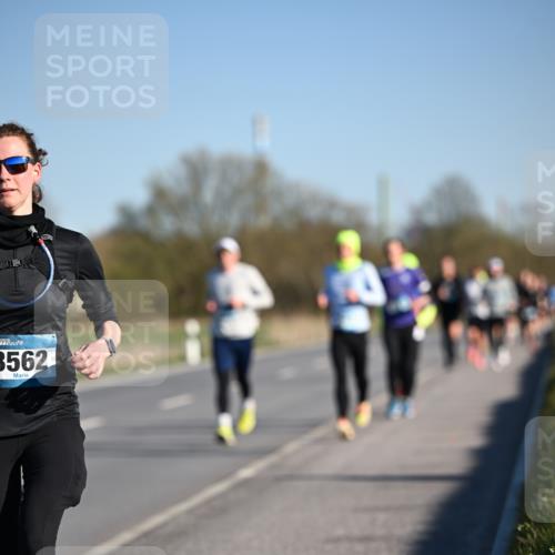 06.04.2025 - 44. Internationalen Wilhelmsburger Insellauf Dr. Thomas Lammeyer http://msf.ph/oto/7551459 06.04.2025 09:24:21 Laufen 3562 meine-sportfotos.de