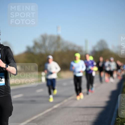 06.04.2025 - 44. Internationalen Wilhelmsburger Insellauf Dr. Thomas Lammeyer http://msf.ph/oto/7551462 06.04.2025 09:24:21 Laufen 2 meine-sportfotos.de