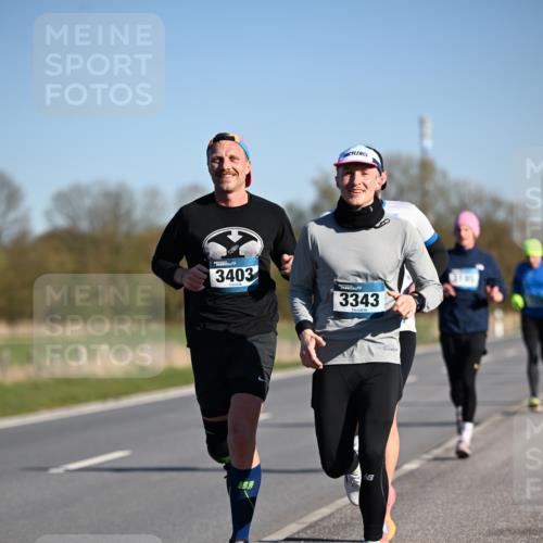 06.04.2025 - 44. Internationalen Wilhelmsburger Insellauf Dr. Thomas Lammeyer http://msf.ph/oto/7551523 06.04.2025 09:24:32 Laufen 3403, 3343 meine-sportfotos.de