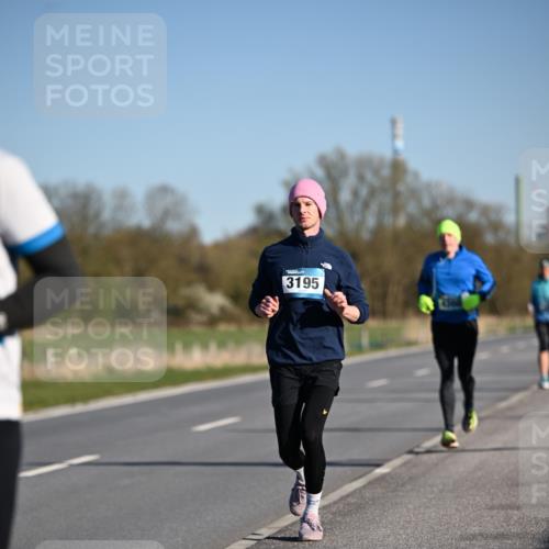 06.04.2025 - 44. Internationalen Wilhelmsburger Insellauf Dr. Thomas Lammeyer http://msf.ph/oto/7551533 06.04.2025 09:24:34 Laufen 3195 meine-sportfotos.de
