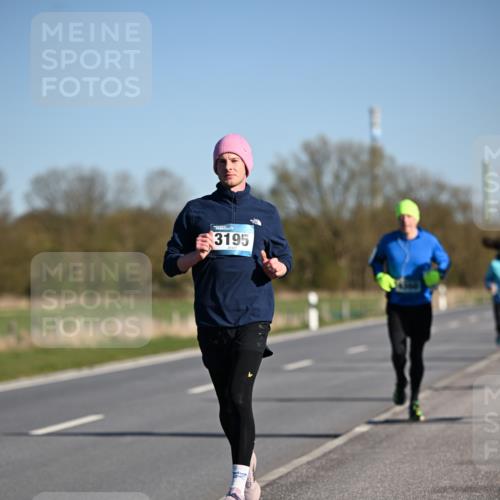 06.04.2025 - 44. Internationalen Wilhelmsburger Insellauf Dr. Thomas Lammeyer http://msf.ph/oto/7551542 06.04.2025 09:24:35 Laufen 3195 meine-sportfotos.de