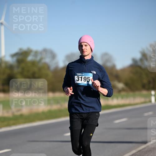 06.04.2025 - 44. Internationalen Wilhelmsburger Insellauf Dr. Thomas Lammeyer http://msf.ph/oto/7551554 06.04.2025 09:24:36 Laufen 3195 meine-sportfotos.de