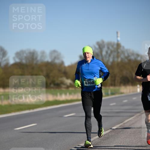 06.04.2025 - 44. Internationalen Wilhelmsburger Insellauf Dr. Thomas Lammeyer http://msf.ph/oto/7551558 06.04.2025 09:24:37 Laufen 4360 meine-sportfotos.de