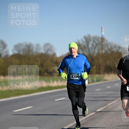 06.04.2025 - 44. Internationalen Wilhelmsburger Insellauf Dr. Thomas Lammeyer http://msf.ph/oto/7551560 06.04.2025 09:24:37 Laufen 4360, 3 meine-sportfotos.de