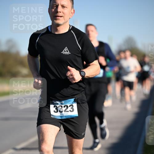 06.04.2025 - 44. Internationalen Wilhelmsburger Insellauf Dr. Thomas Lammeyer http://msf.ph/oto/7551582 06.04.2025 09:24:39 Laufen 3323 meine-sportfotos.de