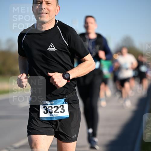 06.04.2025 - 44. Internationalen Wilhelmsburger Insellauf Dr. Thomas Lammeyer http://msf.ph/oto/7551584 06.04.2025 09:24:40 Laufen 3323 meine-sportfotos.de
