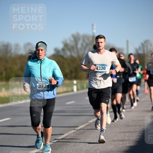 06.04.2025 - 44. Internationalen Wilhelmsburger Insellauf Dr. Thomas Lammeyer http://msf.ph/oto/7551611 06.04.2025 09:24:43 Laufen 3721, 4320 meine-sportfotos.de