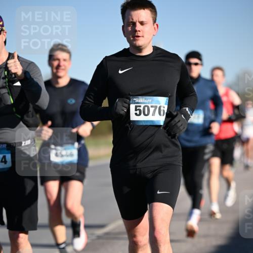 06.04.2025 - 44. Internationalen Wilhelmsburger Insellauf Dr. Thomas Lammeyer http://msf.ph/oto/7551646 06.04.2025 09:24:48 Laufen 4, 4546, 5076 meine-sportfotos.de