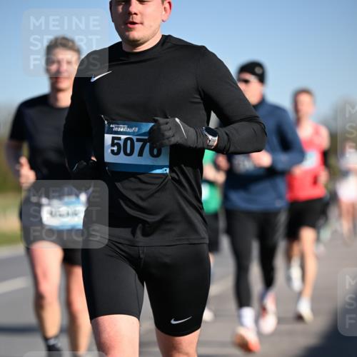 06.04.2025 - 44. Internationalen Wilhelmsburger Insellauf Dr. Thomas Lammeyer http://msf.ph/oto/7551652 06.04.2025 09:24:48 Laufen 5076 meine-sportfotos.de