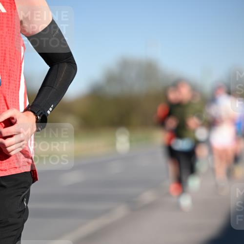06.04.2025 - 44. Internationalen Wilhelmsburger Insellauf Dr. Thomas Lammeyer http://msf.ph/oto/7551683 06.04.2025 09:24:52 Laufen  meine-sportfotos.de
