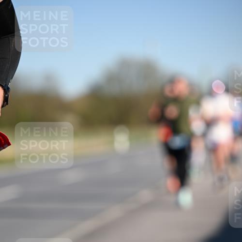 06.04.2025 - 44. Internationalen Wilhelmsburger Insellauf Dr. Thomas Lammeyer http://msf.ph/oto/7551685 06.04.2025 09:24:52 Laufen  meine-sportfotos.de