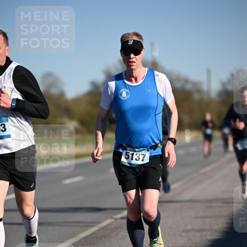 06.04.2025 - 44. Internationalen Wilhelmsburger Insellauf Dr. Thomas Lammeyer http://msf.ph/oto/7551718 06.04.2025 09:24:57 Laufen 53, 5137 meine-sportfotos.de