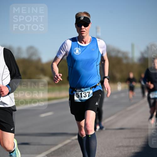 06.04.2025 - 44. Internationalen Wilhelmsburger Insellauf Dr. Thomas Lammeyer http://msf.ph/oto/7551721 06.04.2025 09:24:57 Laufen 5137 meine-sportfotos.de