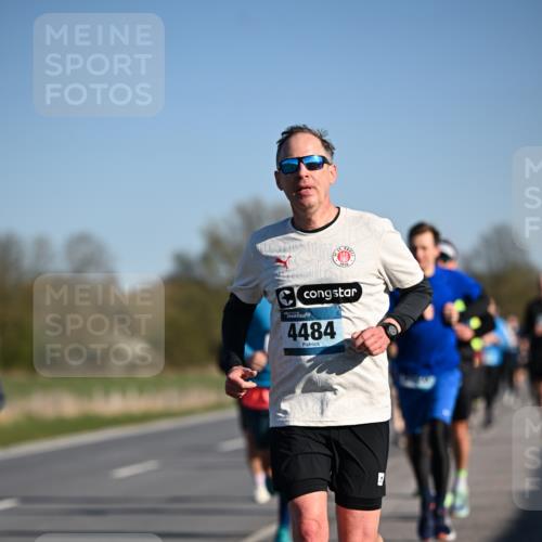 06.04.2025 - 44. Internationalen Wilhelmsburger Insellauf Dr. Thomas Lammeyer http://msf.ph/oto/7551820 06.04.2025 09:25:11 Laufen 1910, 4484 meine-sportfotos.de