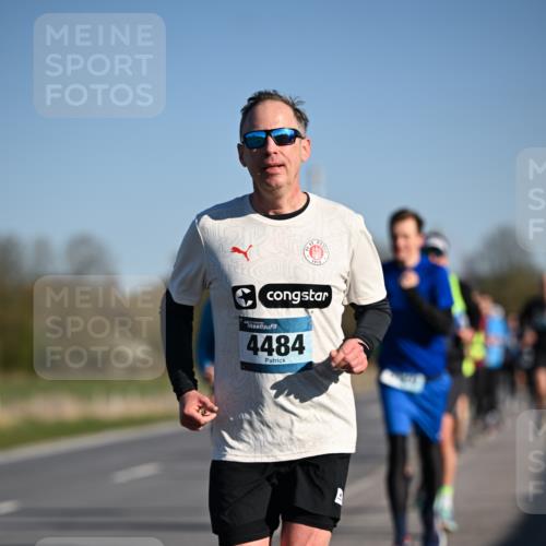 06.04.2025 - 44. Internationalen Wilhelmsburger Insellauf Dr. Thomas Lammeyer http://msf.ph/oto/7551826 06.04.2025 09:25:11 Laufen 1910, 4484 meine-sportfotos.de