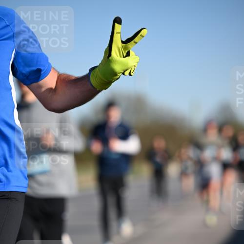 06.04.2025 - 44. Internationalen Wilhelmsburger Insellauf Dr. Thomas Lammeyer http://msf.ph/oto/7551973 06.04.2025 09:25:24 Laufen  meine-sportfotos.de