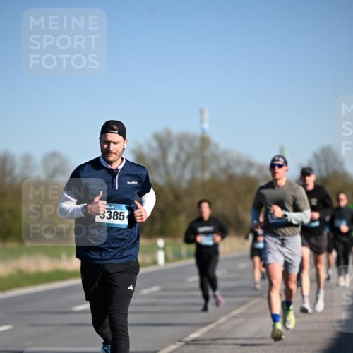 06.04.2025 - 44. Internationalen Wilhelmsburger Insellauf Dr. Thomas Lammeyer http://msf.ph/oto/7551979 06.04.2025 09:25:25 Laufen 3385 meine-sportfotos.de