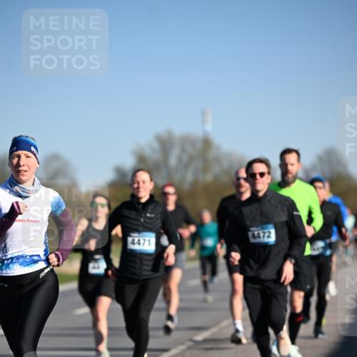 06.04.2025 - 44. Internationalen Wilhelmsburger Insellauf Dr. Thomas Lammeyer http://msf.ph/oto/7552048 06.04.2025 09:25:31 Laufen 4472, 4471 meine-sportfotos.de