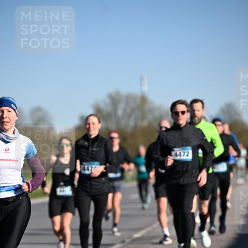 06.04.2025 - 44. Internationalen Wilhelmsburger Insellauf Dr. Thomas Lammeyer http://msf.ph/oto/7552050 06.04.2025 09:25:31 Laufen 442, 4472 meine-sportfotos.de
