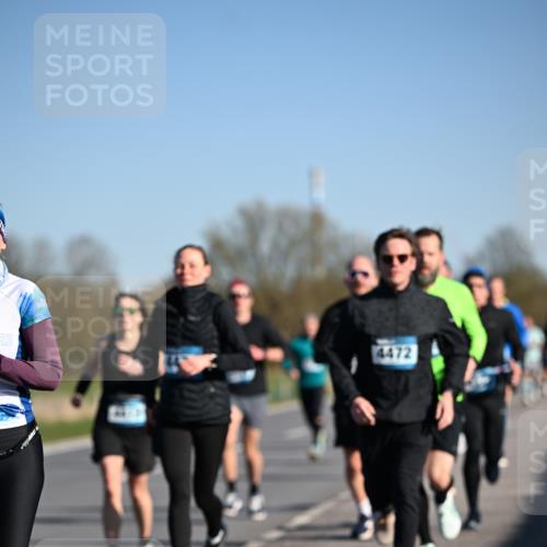 06.04.2025 - 44. Internationalen Wilhelmsburger Insellauf Dr. Thomas Lammeyer http://msf.ph/oto/7552052 06.04.2025 09:25:31 Laufen 48, 23, 4472 meine-sportfotos.de