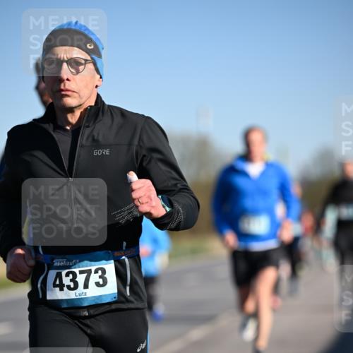 06.04.2025 - 44. Internationalen Wilhelmsburger Insellauf Dr. Thomas Lammeyer http://msf.ph/oto/7552096 06.04.2025 09:25:36 Laufen 4373 meine-sportfotos.de