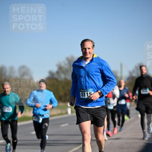 06.04.2025 - 44. Internationalen Wilhelmsburger Insellauf Dr. Thomas Lammeyer http://msf.ph/oto/7552102 06.04.2025 09:25:37 Laufen 3742, 5115 meine-sportfotos.de