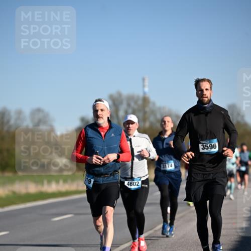 06.04.2025 - 44. Internationalen Wilhelmsburger Insellauf Dr. Thomas Lammeyer http://msf.ph/oto/7552129 06.04.2025 09:25:39 Laufen 4602, 3174, 3596 meine-sportfotos.de