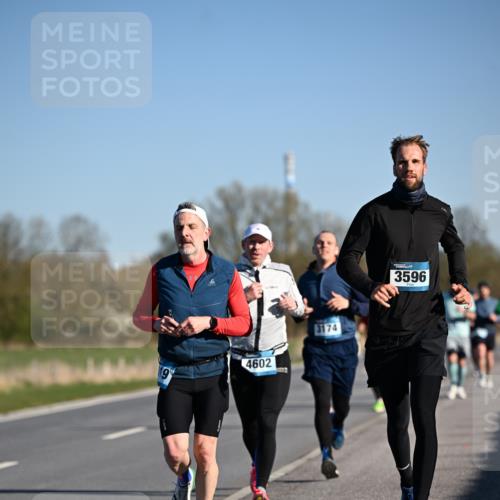 06.04.2025 - 44. Internationalen Wilhelmsburger Insellauf Dr. Thomas Lammeyer http://msf.ph/oto/7552130 06.04.2025 09:25:39 Laufen 4602, 3174, 3596 meine-sportfotos.de