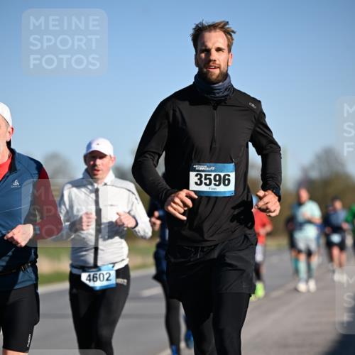 06.04.2025 - 44. Internationalen Wilhelmsburger Insellauf Dr. Thomas Lammeyer http://msf.ph/oto/7552145 06.04.2025 09:25:40 Laufen 4602, 3596 meine-sportfotos.de