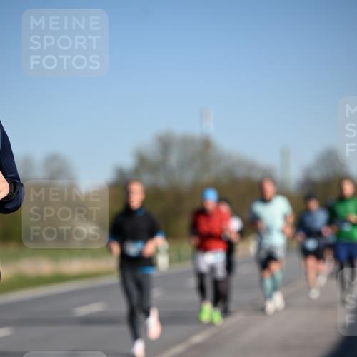 06.04.2025 - 44. Internationalen Wilhelmsburger Insellauf Dr. Thomas Lammeyer http://msf.ph/oto/7552173 06.04.2025 09:25:43 Laufen  meine-sportfotos.de