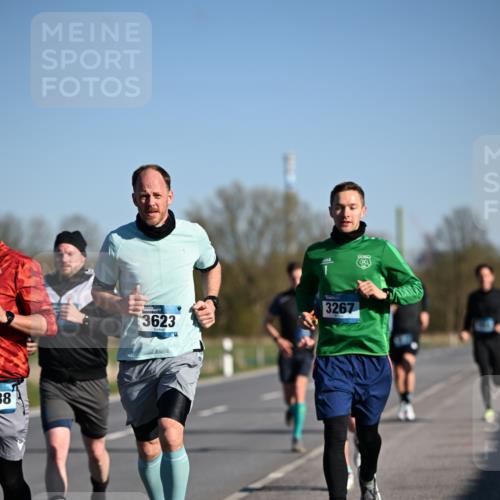 06.04.2025 - 44. Internationalen Wilhelmsburger Insellauf Dr. Thomas Lammeyer http://msf.ph/oto/7552197 06.04.2025 09:25:47 Laufen 38, 3623, 3267 meine-sportfotos.de