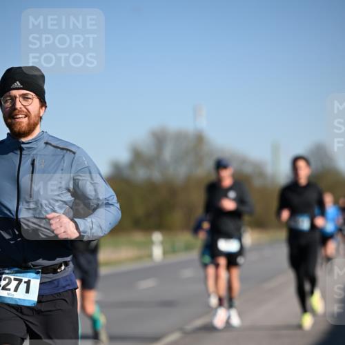 06.04.2025 - 44. Internationalen Wilhelmsburger Insellauf Dr. Thomas Lammeyer http://msf.ph/oto/7552233 06.04.2025 09:25:51 Laufen 271 meine-sportfotos.de