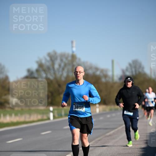 06.04.2025 - 44. Internationalen Wilhelmsburger Insellauf Dr. Thomas Lammeyer http://msf.ph/oto/7552268 06.04.2025 09:25:58 Laufen 3806 meine-sportfotos.de