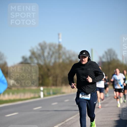 06.04.2025 - 44. Internationalen Wilhelmsburger Insellauf Dr. Thomas Lammeyer http://msf.ph/oto/7552289 06.04.2025 09:26:01 Laufen 3466 meine-sportfotos.de