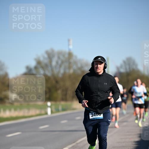 06.04.2025 - 44. Internationalen Wilhelmsburger Insellauf Dr. Thomas Lammeyer http://msf.ph/oto/7552295 06.04.2025 09:26:01 Laufen 3466 meine-sportfotos.de