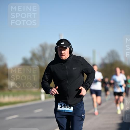 06.04.2025 - 44. Internationalen Wilhelmsburger Insellauf Dr. Thomas Lammeyer http://msf.ph/oto/7552301 06.04.2025 09:26:02 Laufen 3466 meine-sportfotos.de
