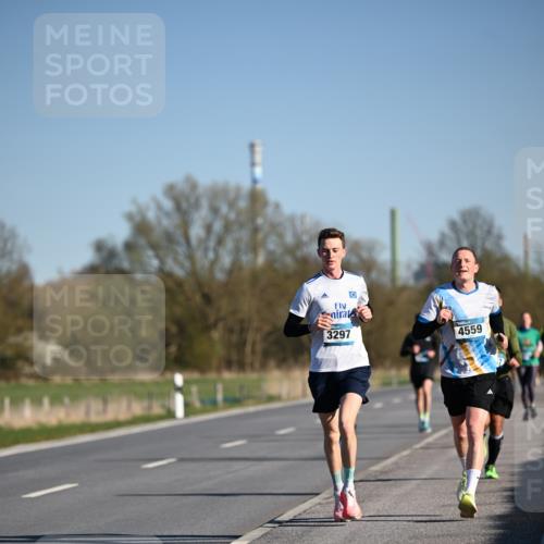06.04.2025 - 44. Internationalen Wilhelmsburger Insellauf Dr. Thomas Lammeyer http://msf.ph/oto/7552316 06.04.2025 09:26:05 Laufen 3297, 4559 meine-sportfotos.de