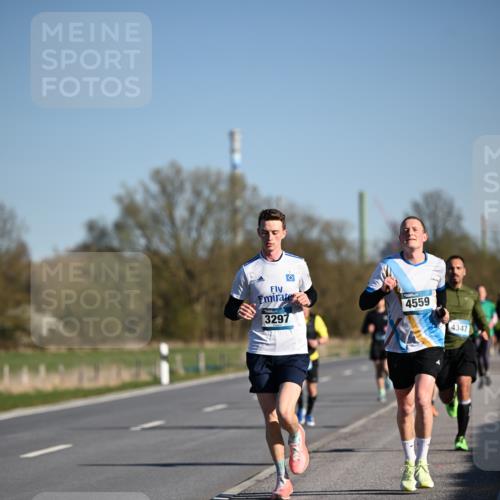 06.04.2025 - 44. Internationalen Wilhelmsburger Insellauf Dr. Thomas Lammeyer http://msf.ph/oto/7552326 06.04.2025 09:26:05 Laufen 1140, 3297, 4559, 4347 meine-sportfotos.de