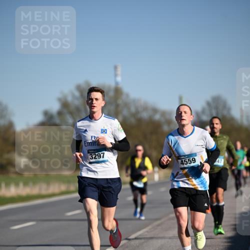 06.04.2025 - 44. Internationalen Wilhelmsburger Insellauf Dr. Thomas Lammeyer http://msf.ph/oto/7552338 06.04.2025 09:26:07 Laufen 3297, 4559, 47 meine-sportfotos.de
