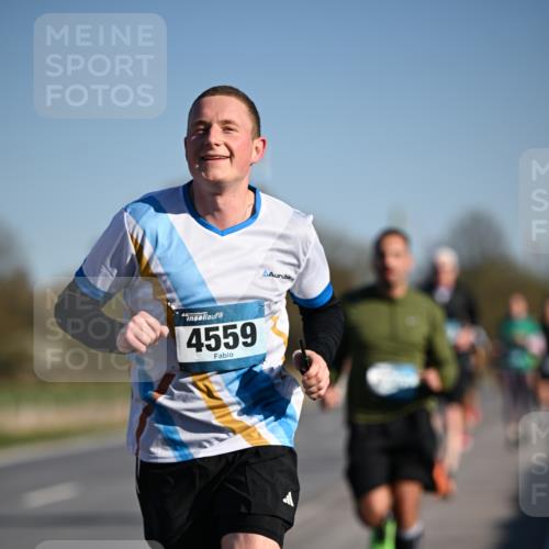 06.04.2025 - 44. Internationalen Wilhelmsburger Insellauf Dr. Thomas Lammeyer http://msf.ph/oto/7552369 06.04.2025 09:26:09 Laufen 4559 meine-sportfotos.de