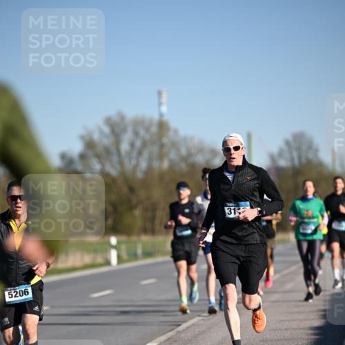 06.04.2025 - 44. Internationalen Wilhelmsburger Insellauf Dr. Thomas Lammeyer http://msf.ph/oto/7552395 06.04.2025 09:26:12 Laufen 5206, 319 meine-sportfotos.de