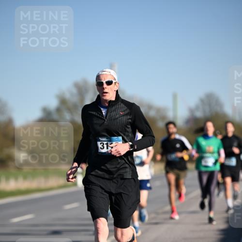 06.04.2025 - 44. Internationalen Wilhelmsburger Insellauf Dr. Thomas Lammeyer http://msf.ph/oto/7552419 06.04.2025 09:26:14 Laufen 31 meine-sportfotos.de