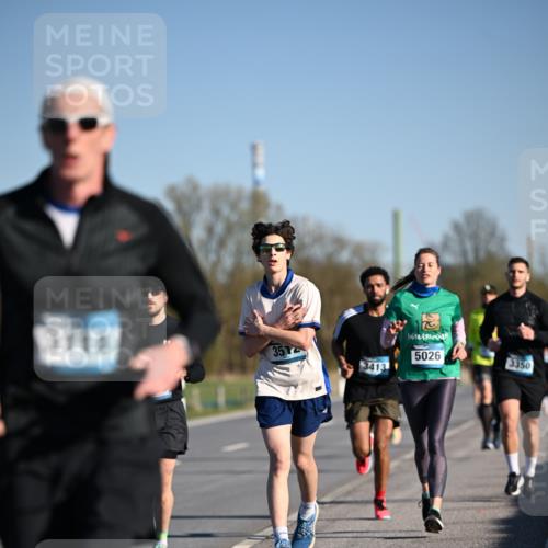 06.04.2025 - 44. Internationalen Wilhelmsburger Insellauf Dr. Thomas Lammeyer http://msf.ph/oto/7552428 06.04.2025 09:26:15 Laufen 3718, 3413, 5026, 3350 meine-sportfotos.de