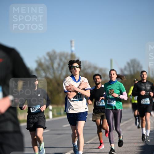 06.04.2025 - 44. Internationalen Wilhelmsburger Insellauf Dr. Thomas Lammeyer http://msf.ph/oto/7552434 06.04.2025 09:26:15 Laufen 3512, 3413, 5026, 3350, 3400 meine-sportfotos.de