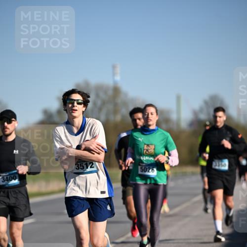 06.04.2025 - 44. Internationalen Wilhelmsburger Insellauf Dr. Thomas Lammeyer http://msf.ph/oto/7552446 06.04.2025 09:26:17 Laufen 3512, 5026, 3400 meine-sportfotos.de